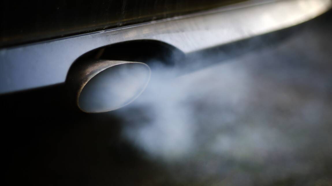 Emissions polluantes: l'UE ouvre une enquête pour entente entre BMW, Daimler et Volkswagen