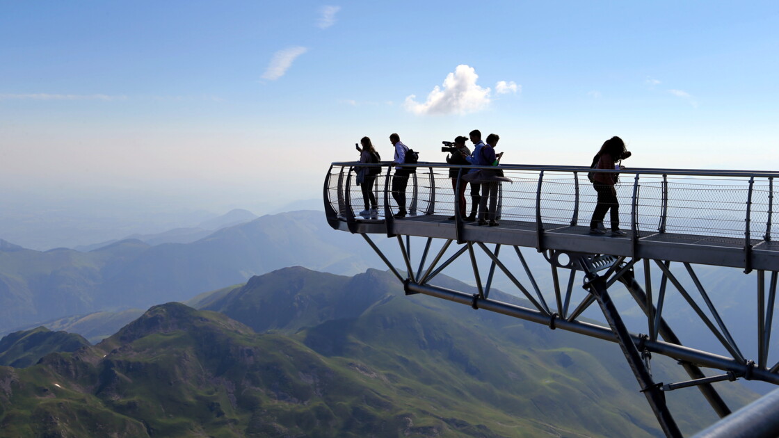 Rechauffement Climatique Retour Du Gel Au Pic Du Midi Apres Un