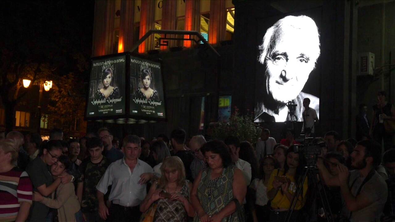 Charles Aznavour : l'Arménie rend hommage au "fils du peuple"