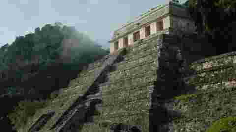 Pourquoi les Mayas ont-ils disparu ?