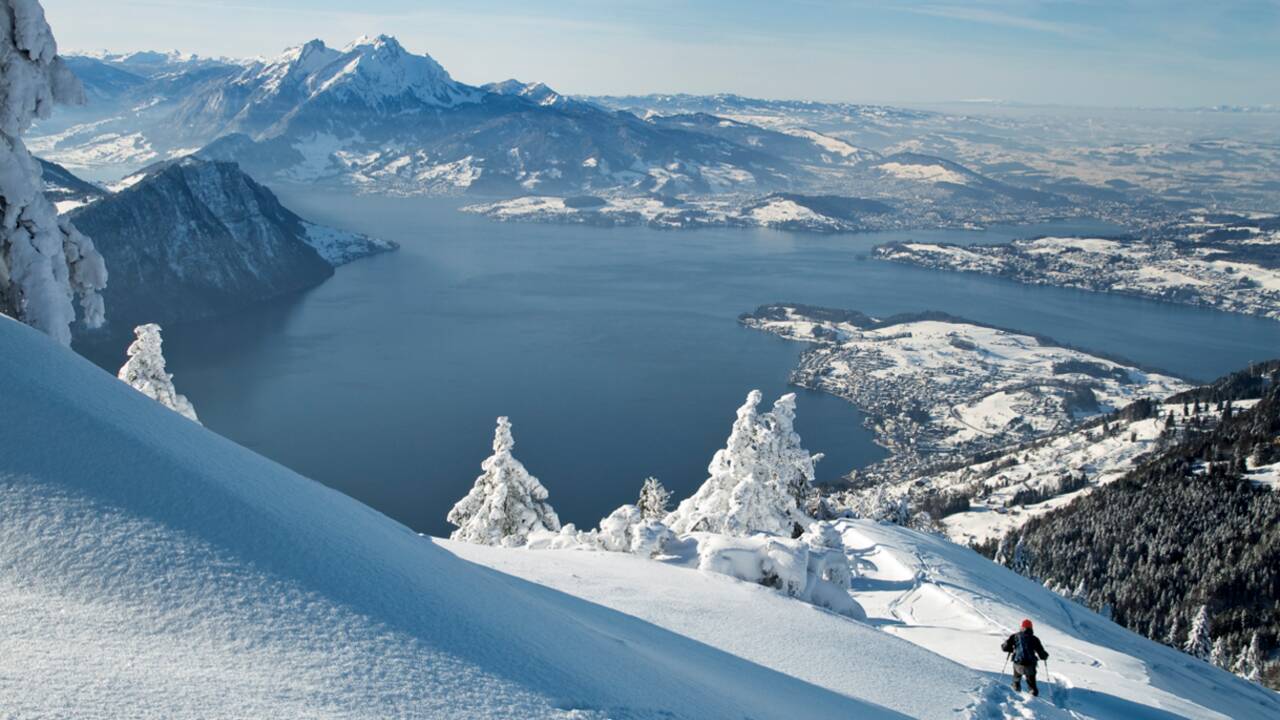 Lucerne et le lac des Quatre-Cantons, dans la contrée des belles descentes