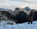 Grèce: l'Acropole d'Athènes sous la neige, perturbations dans le pays