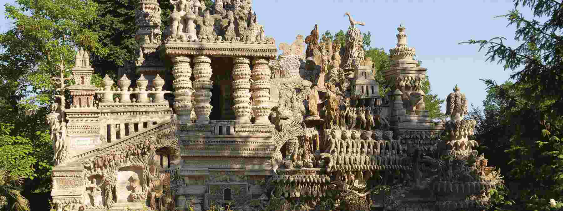 Le Palais du facteur Cheval, l'incroyable histoire cachée derrière ce monument historique