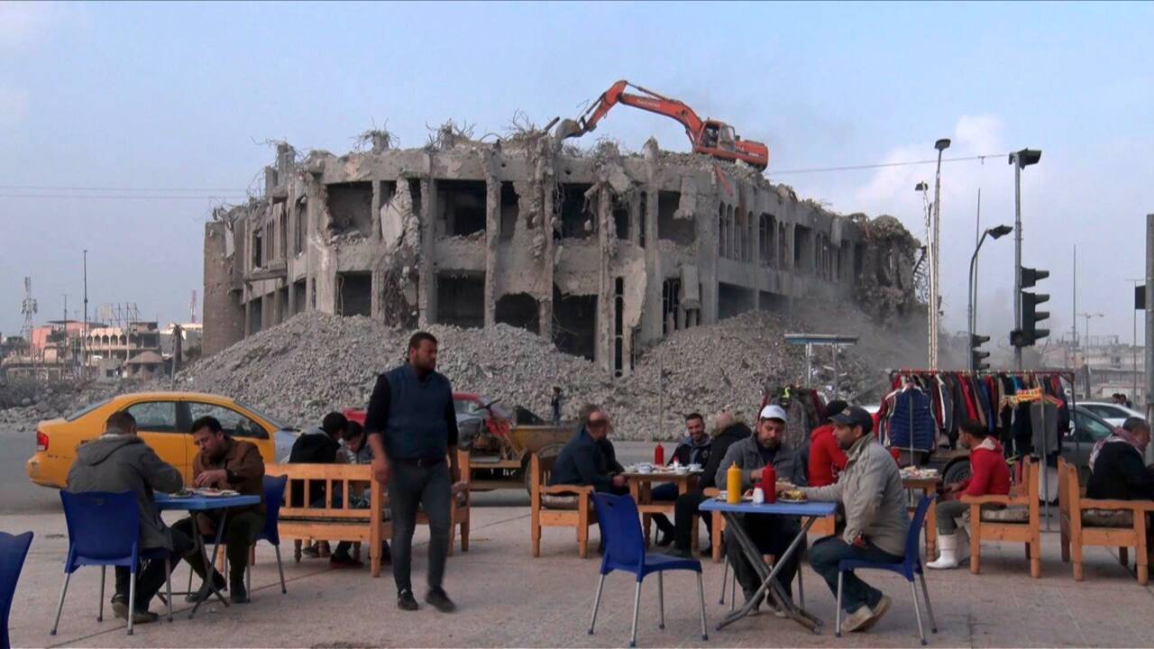 Irak : faut-il détruire les joyaux du patrimoine utilisés par Daech ?