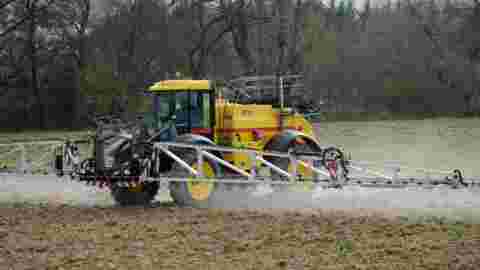 Pesticides: les eurodéputés pour une procédure d'autorisation plus transparente