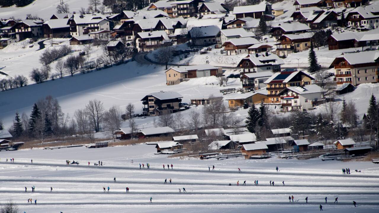 Un lac autrichien au secours de patineurs hollandais "échaudés"