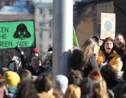Canada: manifestation de lycéens pour le climat à Montréal