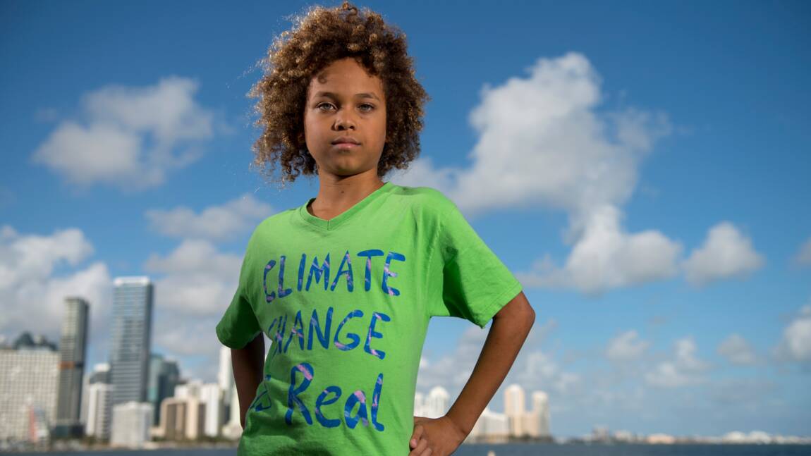 L'Atlantique monte et Levi, 11 ans, s'inquiète pour ses futurs enfants