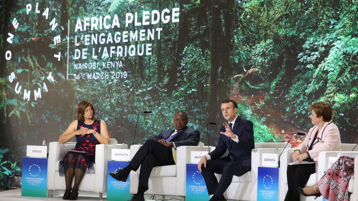 Macron, champion mondial du climat au Kenya, promet de faire mieux en France