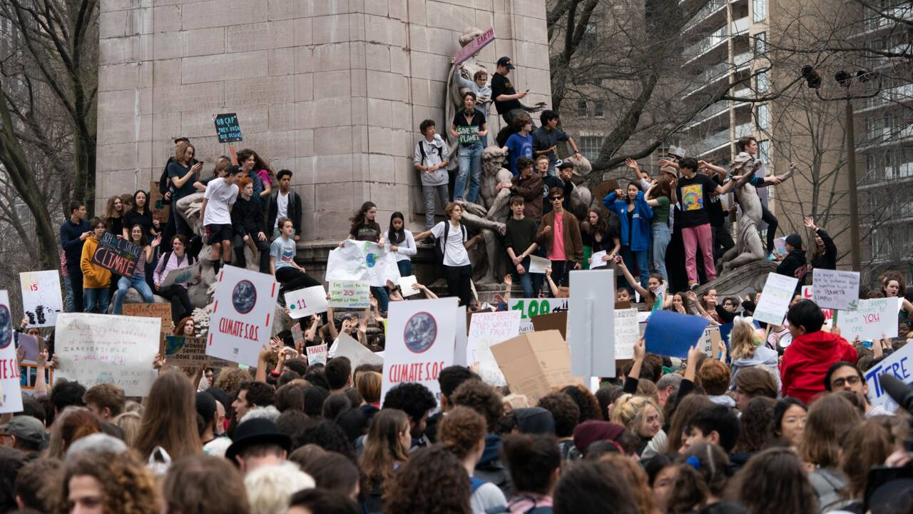 Climat: des milliers de jeunes New-Yorkais manifestent, avant qu'il ne soit "trop tard"
