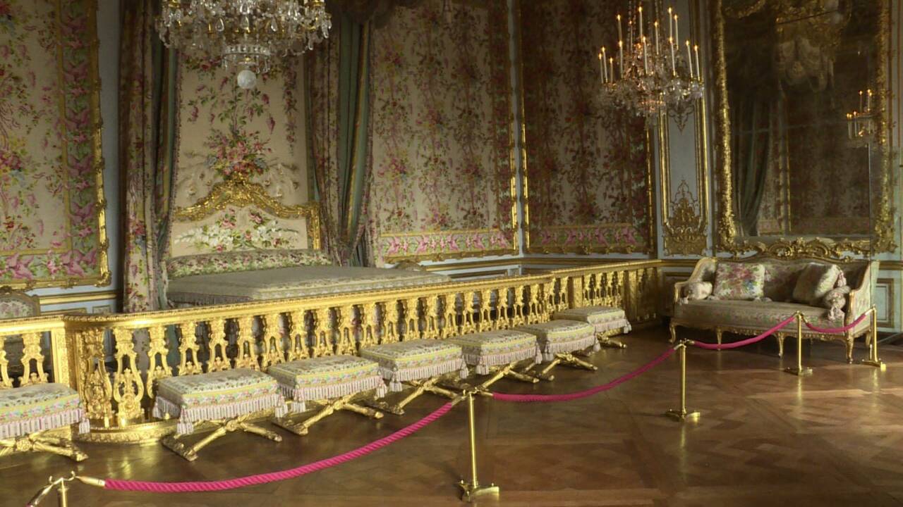 A Versailles, les appartements de la reine retrouvent leurs subtilités d'origine grâce à une vaste restauration