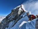 Everest : des alpinistes meurent sur le toit du monde à cause... des embouteillages
