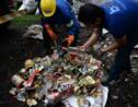 Des tonnes de déchets abandonnés sur les pentes de l'Everest destinés au recyclage