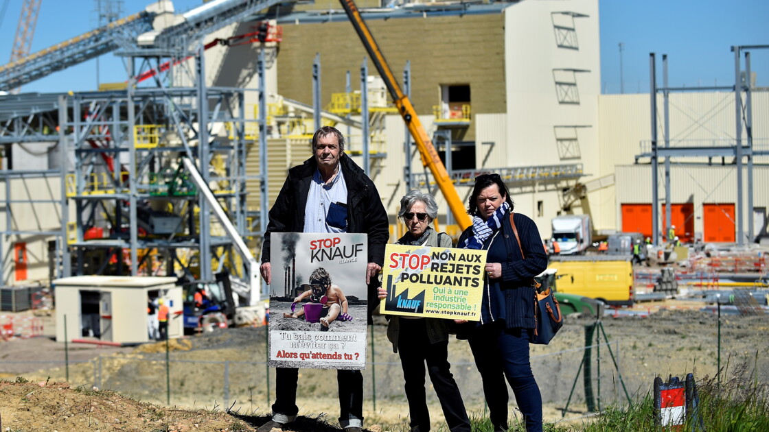 Du Coke Pour Fabriquer De La Laine De Roche Remous Autour D