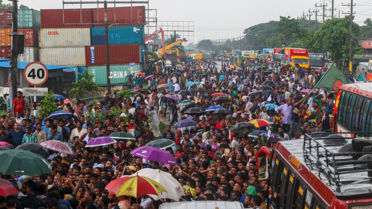 Bangladesh : des manifestants bloquent une autoroute contre une interdiction de pêcher