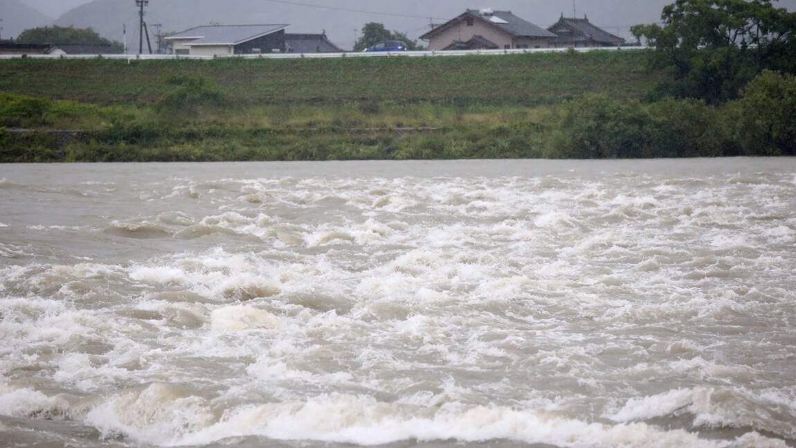 Japon: pluies torrentielles et coulées de boue, une deuxième victime