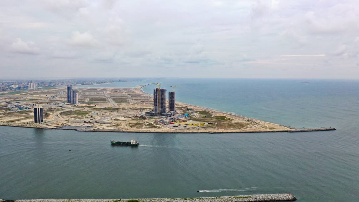 Lagos, l'une des villes les plus dynamiques du monde, s'enfonce dans les eaux