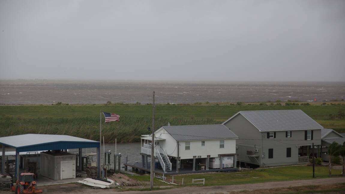 La côte de la Louisiane évacuée avant l'arrivée d'une tempête tropicale