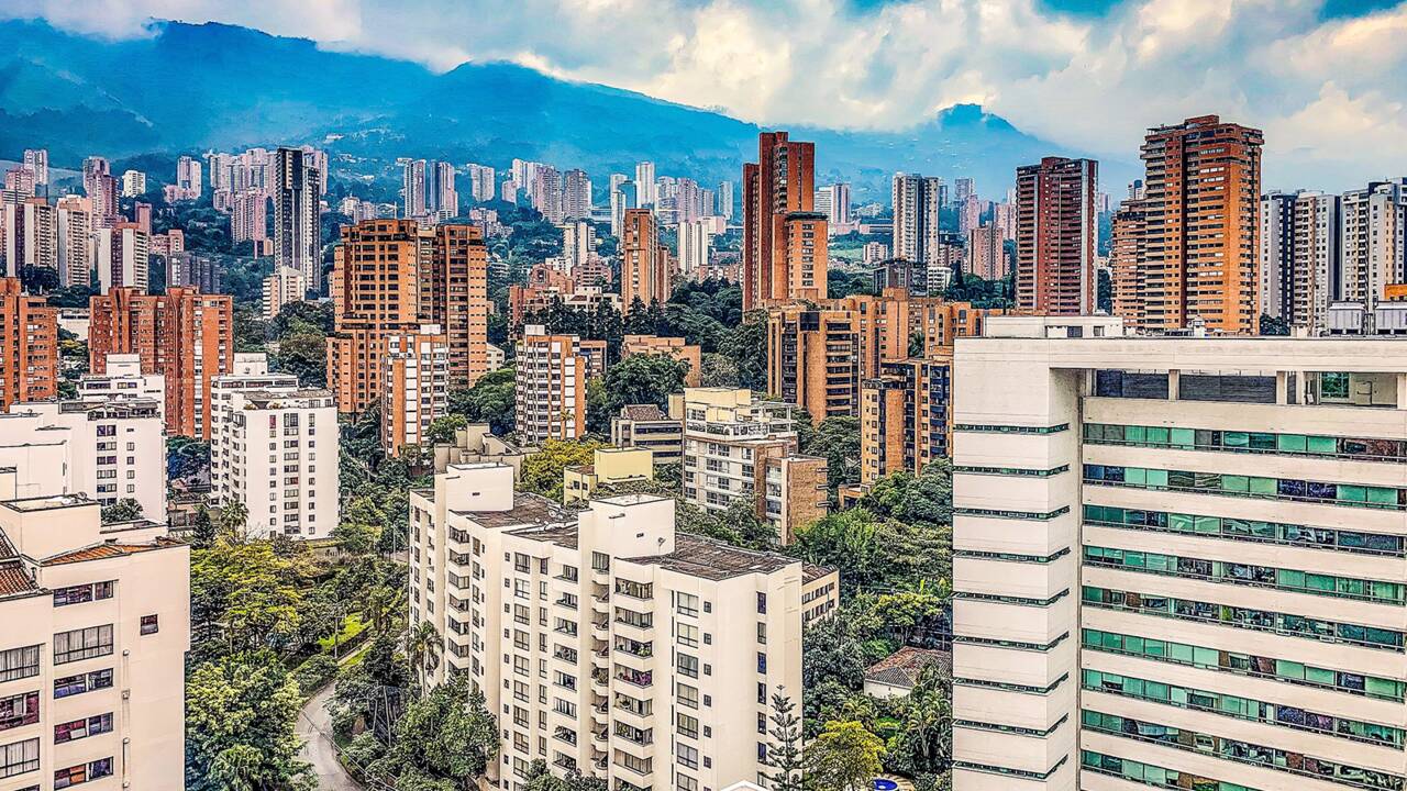 En Colombie, la ville de Medellín crée des "couloirs verts" pour rafraichir ses habitants