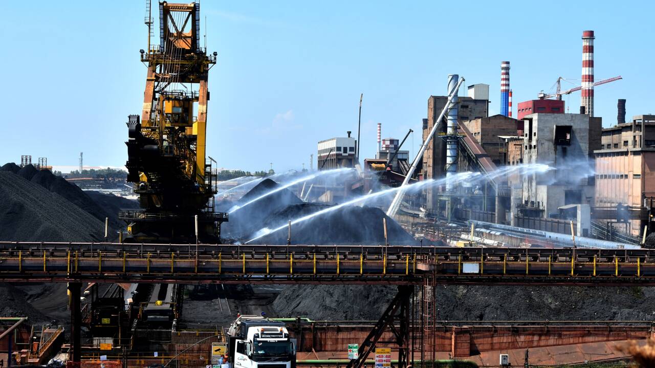Italie: dépolluer l'aciérie ex-Ilva de Tarente, un chantier titanesque