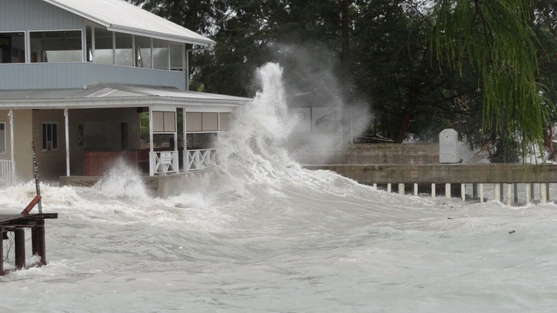 Résultat de recherche d'images pour "feu et inondation australie"