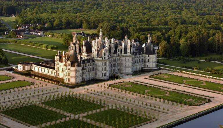 Entrez et tapons la causette (archive 21)... - Page 8 Chateaux-de-la-loire-chambord-le-manifeste-absolu-de-francois-ier