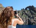 Corse: le difficile équilibre entre tourisme et écologie dans la réserve de Scandola