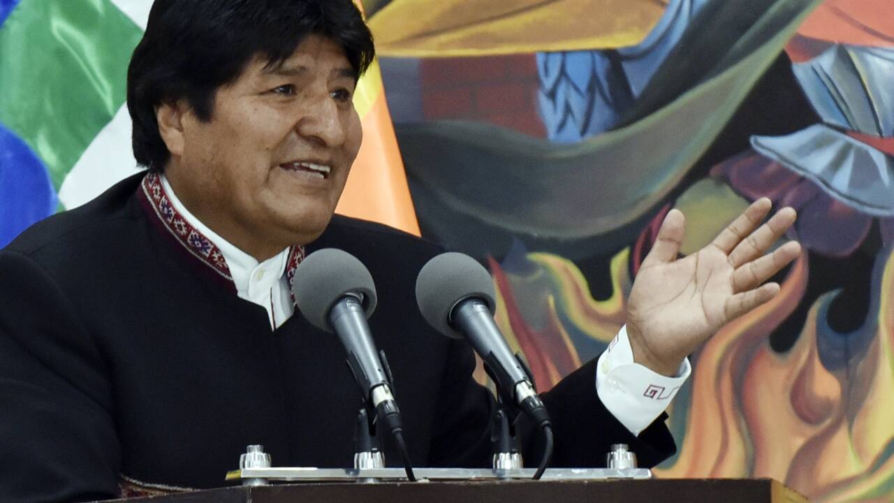 Incendies en Bolivie: Morales également sous le feu des critiques