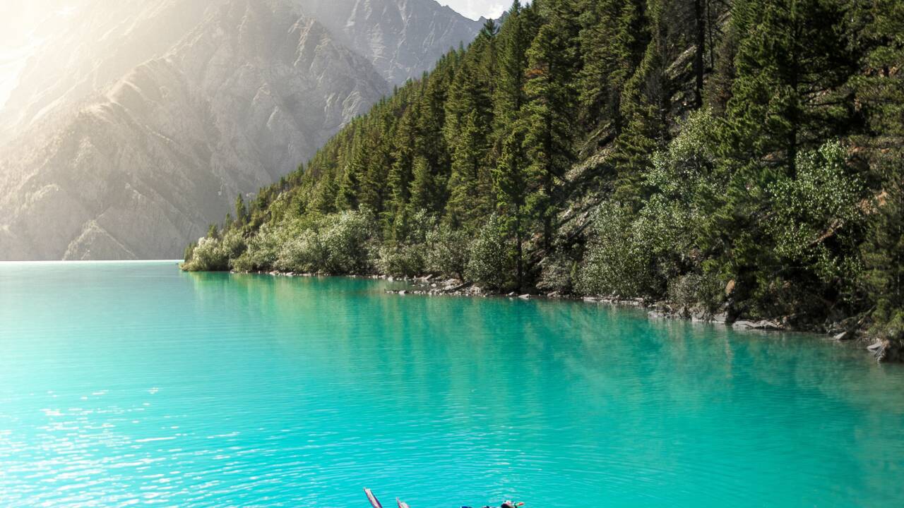 A 3600 m d’altitude, ils ont plongé dans le lac Phoksundo, bijou de l’Himalaya