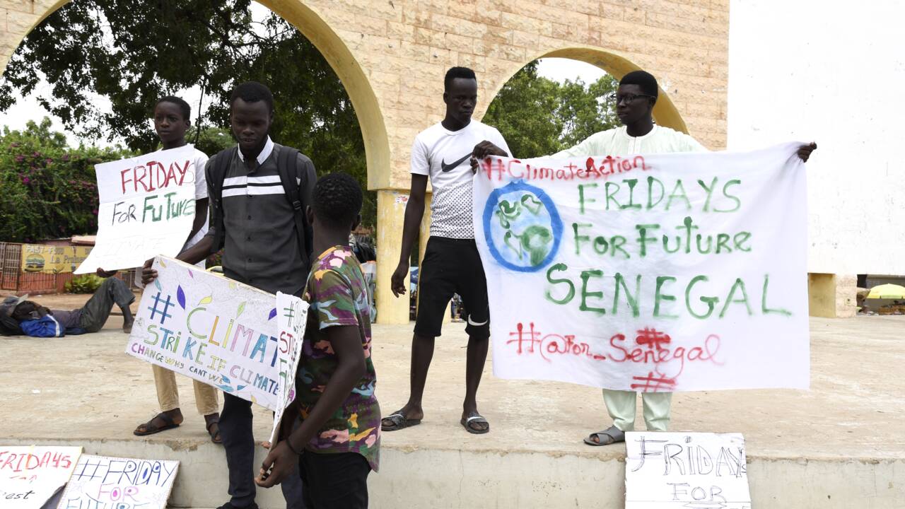 Au Sénégal, un étudiant paie d'une mâchoire fracturée son combat pour le climat