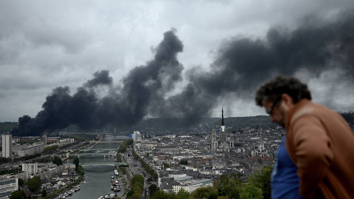 Incendie de Lubrizol à Rouen: le feu est éteint