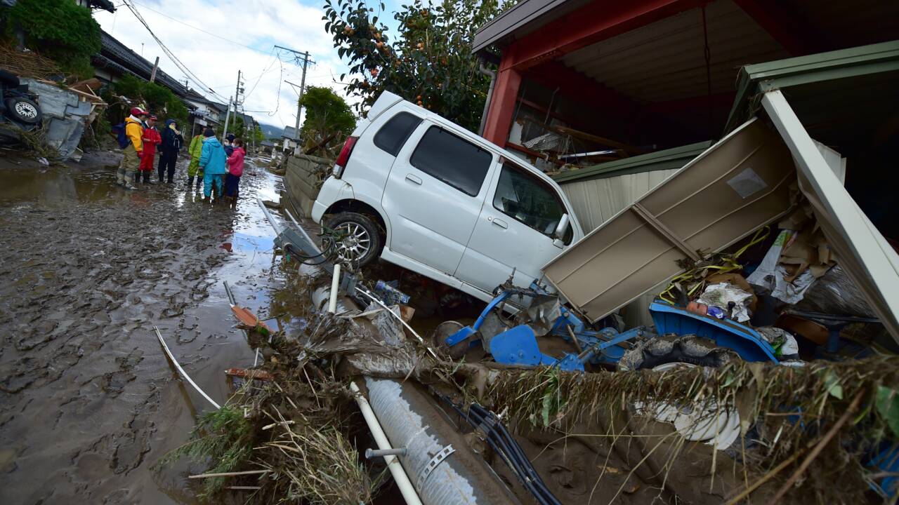 Typhon Hagibis: plus de 70 morts au Japon, les secours s'activent toujours