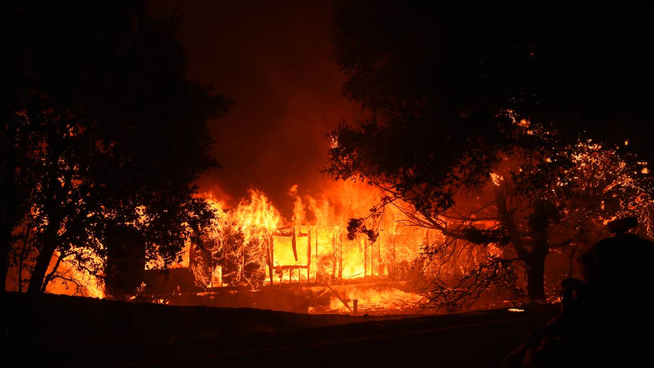 Incendies en Californie: nouveaux ordres d'évacuation, des vents "potentiellement historiques" attendus