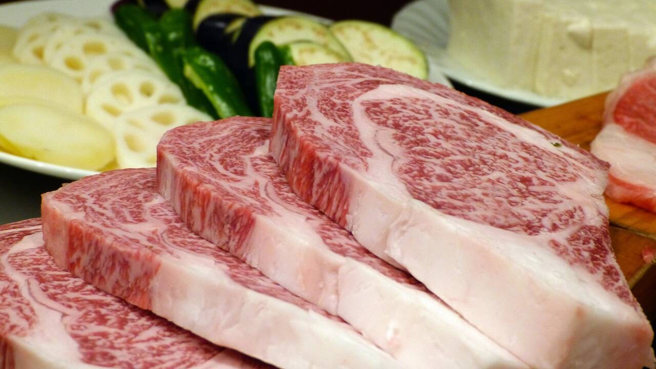 Tout savoir sur le bœuf de Kobe, le "caviar" de la viande japonaise