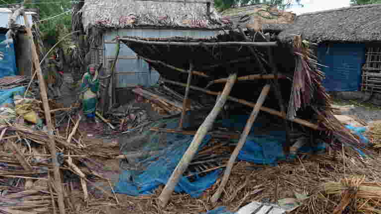 Le Cyclone Tauktae En Passe De Frapper Une Inde Déjà Fragilisée Par Le ...