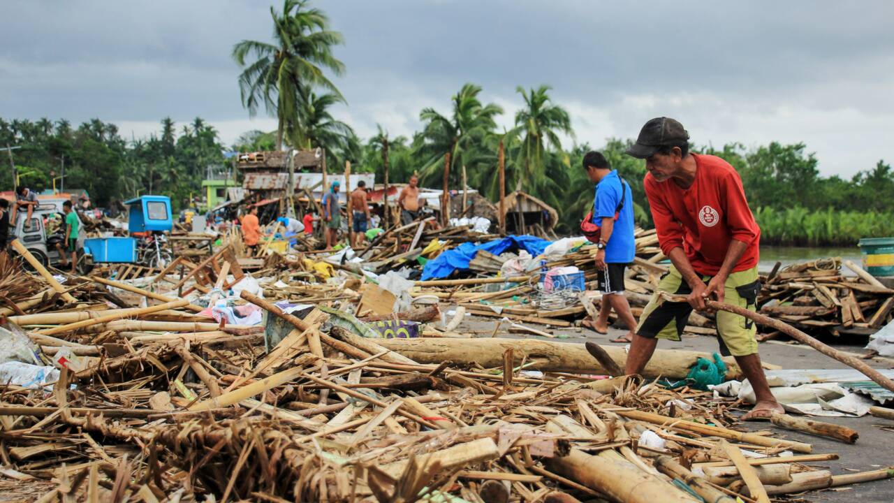 Philippines: 13 morts lors du passage du  typhon Kammuri