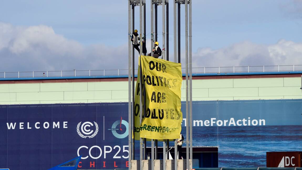 "L'océan arrive, nous aussi", préviennent les militants au terme de la COP25