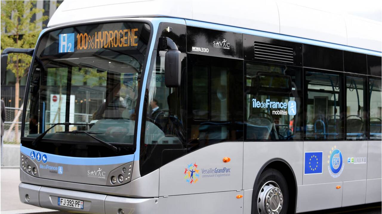 Fébus, un bus à hydrogène "zéro émission" mis en service à Pau