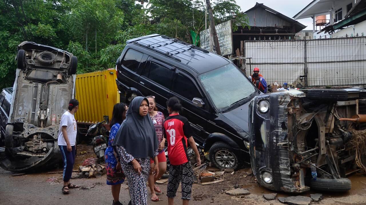 Inondations en Indonésie: 43 morts et une dizaine de disparus