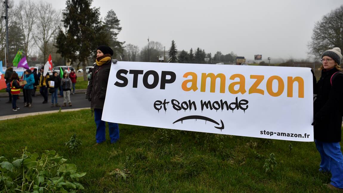 Moselle: rassemblement contre la construction d'une plateforme Amazon
