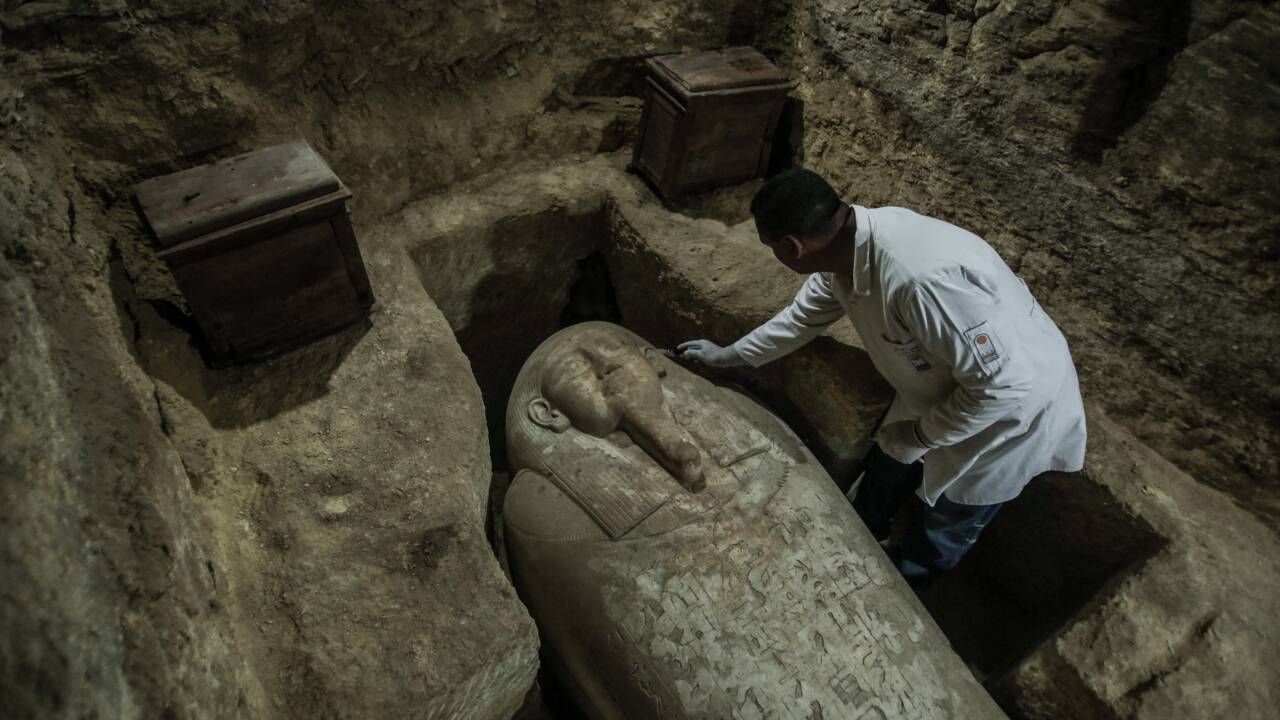 Une équipe d'archéologues découvre vingt sarcophages de prêtres et hauts dignitaires de la Haute Egypte