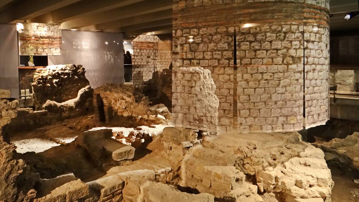 Notre-Dame de Paris: la crypte archéologique devrait rouvrir fin mars