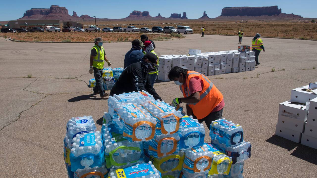Etats-Unis : la pandémie met en évidence le manque criant d'eau chez les Navajos
