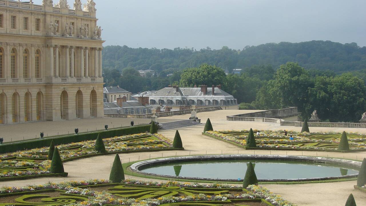 Pour sa réouverture le 6 juin, Versailles propose des visites plus "intimes"