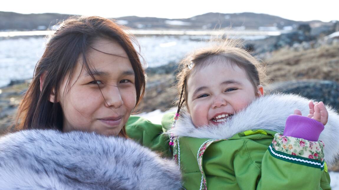 Standardiser l'écriture inuktut, meilleur moyen de sauver la langue des Inuits ?