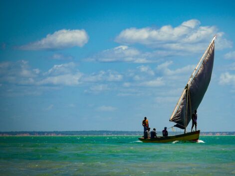A la rencontre des peuples des mers : le carnet de voyage du navigateur Marc Thiercelin