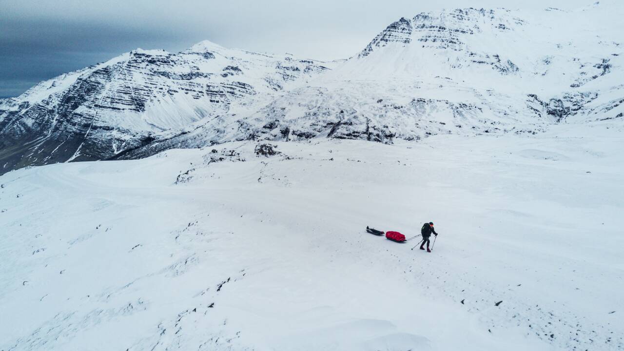 Il a traversé d'est en ouest le plus grand glacier d'Islande en solitaire, une première