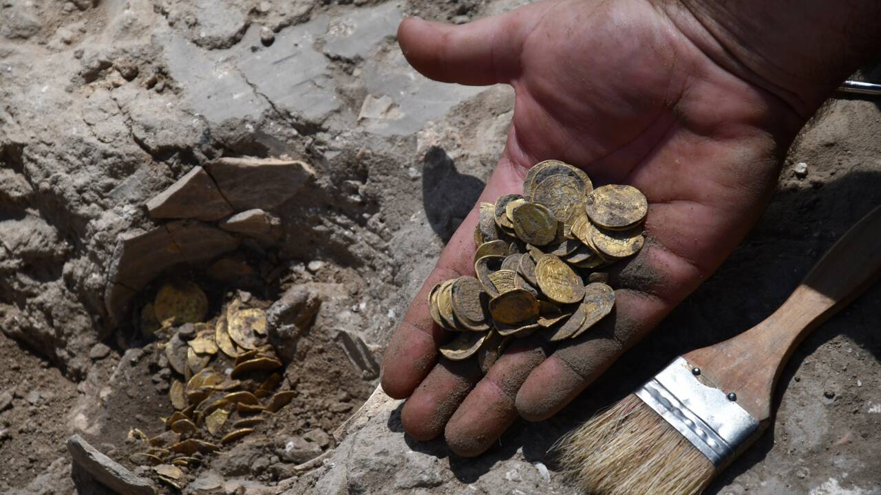 Des adolescents découvrent un trésor vieux de 1100 ans en Israël