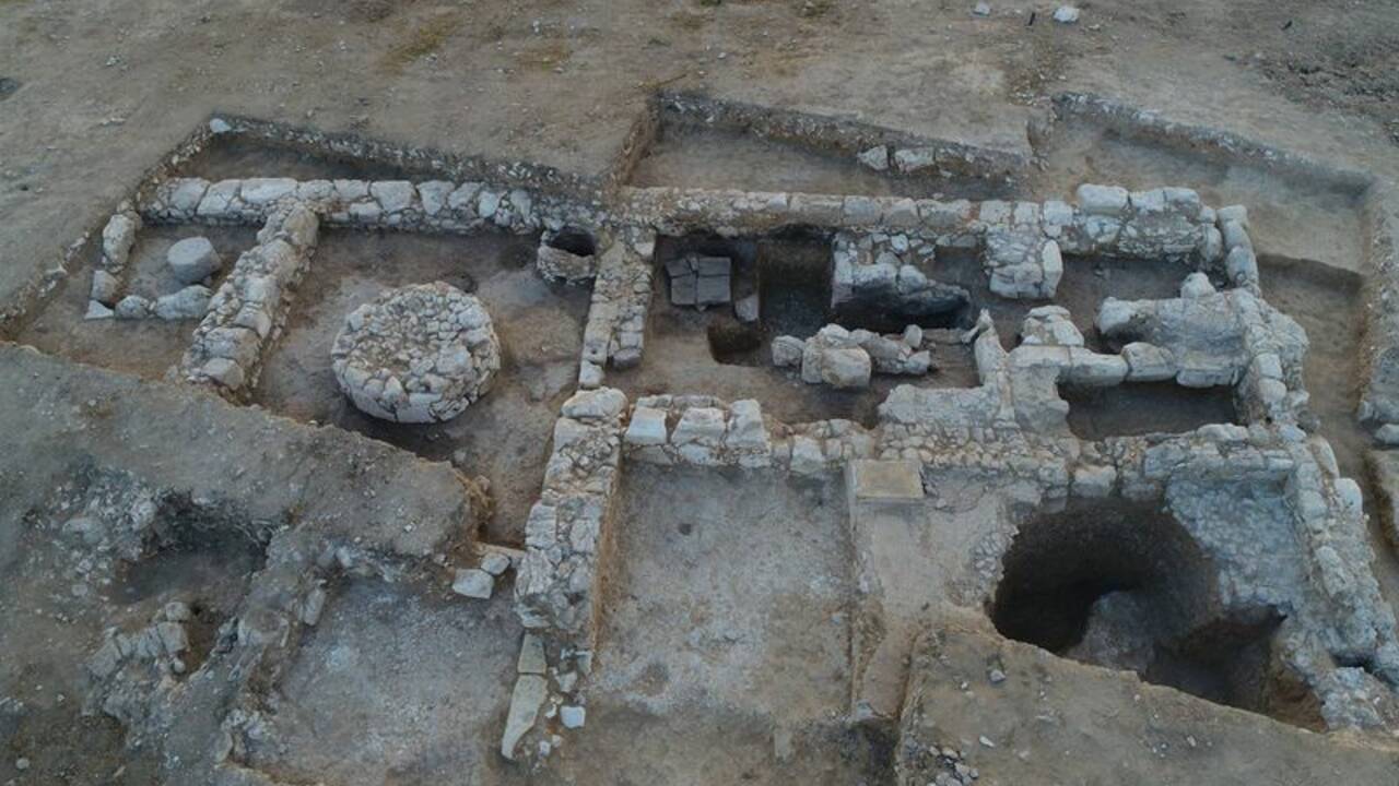 Des archéologues découvrent un atelier de fabrication de savon vieux de 1200 ans en Israël