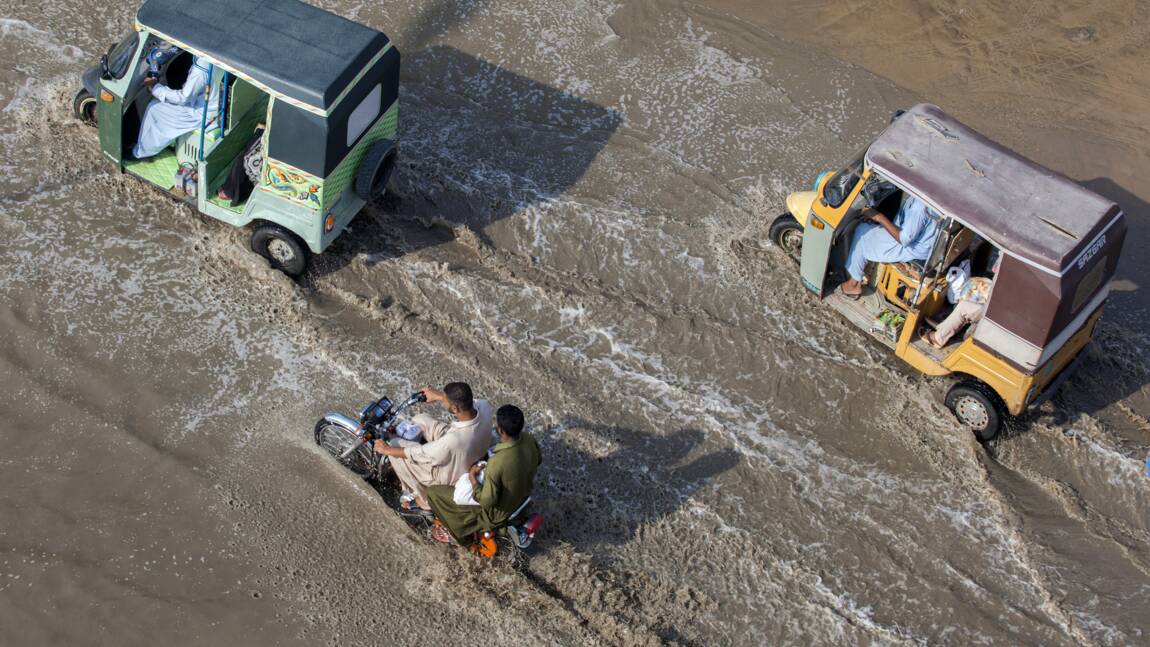 A Karachi, les ravages de la mousson sur fond de corruption